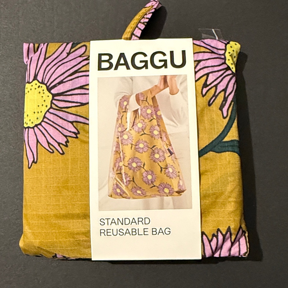 NWT BAGGU DAISY CHAIN Standard Reusable Bag